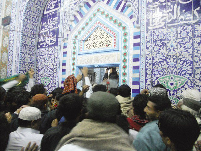 Shah Abdul Latif Bhitai S Urs Begins At Bhit Shah Ary News