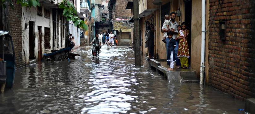 Heavy Rainfall Inundates Low Lying Areas In Rawalpindi Ary News