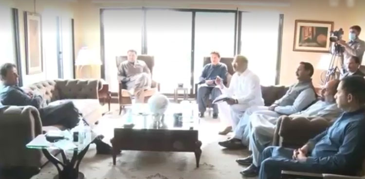 Mnas Meet Pm Imran Khan Apprise Progress On Development Projects