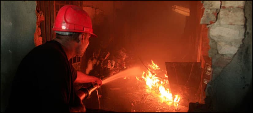 Fire erupts at Karachi's furniture market