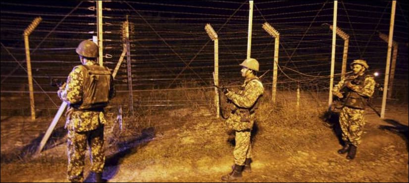 Two Pakistani soldiers martyred in Indian firing along LoC