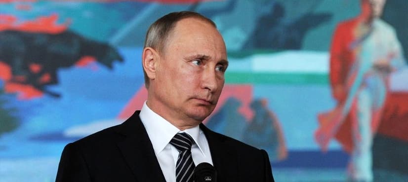 Putin offers tacit support for 'pro-Russia' US candidate