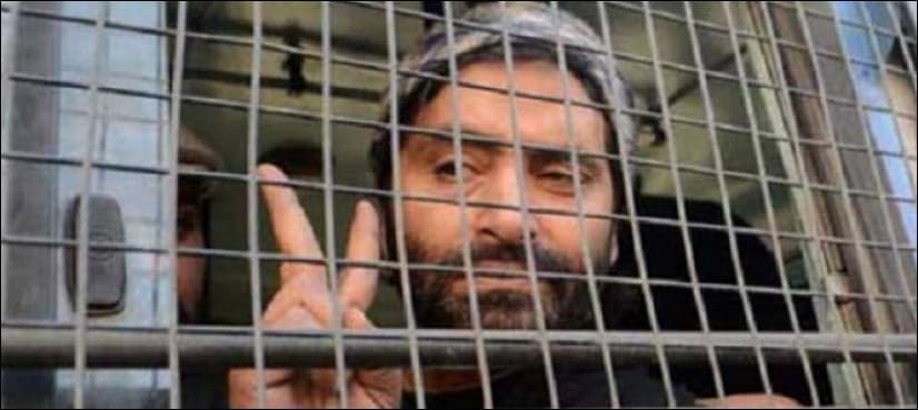 Yasin Malik arrested by Indian troops in a major crackdown against Kashmiri leaders