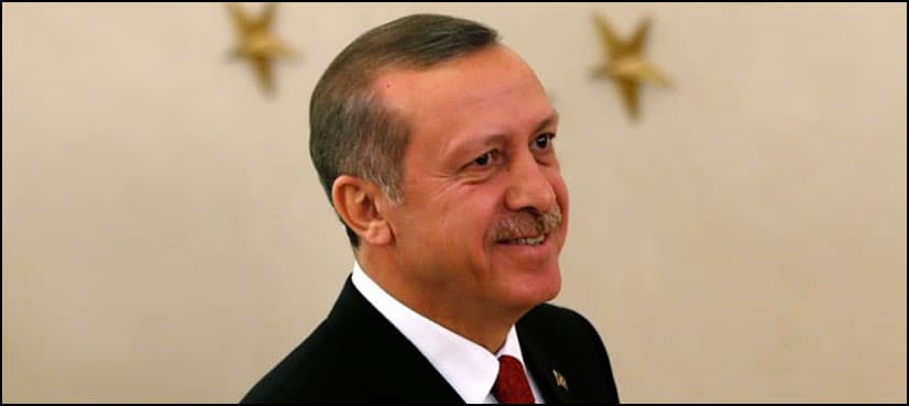 'Yes' camp edging tight Turkey poll on Erdogan powers