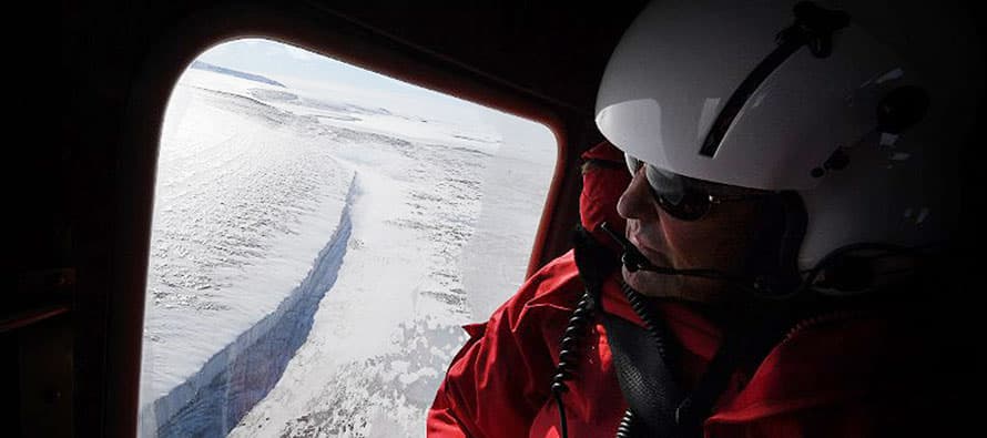 Kerry becomes first US top diplomat to visit Antarctica