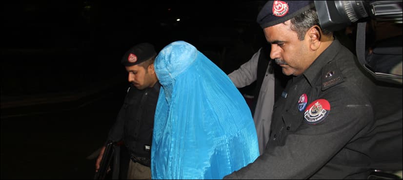NAT Geo famed ‘Afghan Girl’ sent back to Afghanistan