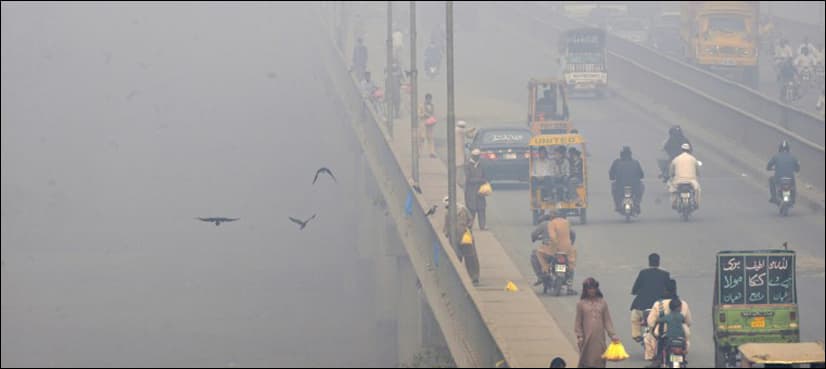 Punjab remains under thick blanket of toxic smog with poor visibility