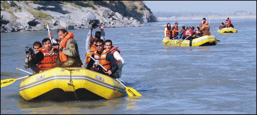 Tourism Corporation KP organises rafting activity