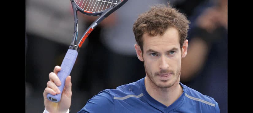 Murray rises to number one after Raonic injury