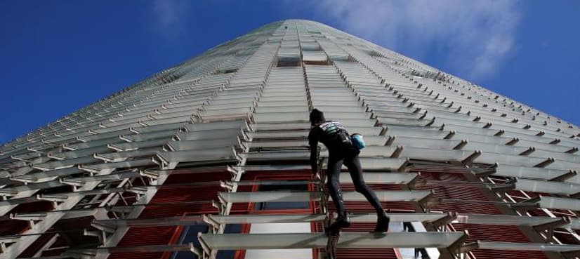 French 'Spiderman' climbs Barcelona skyscraper harness-free