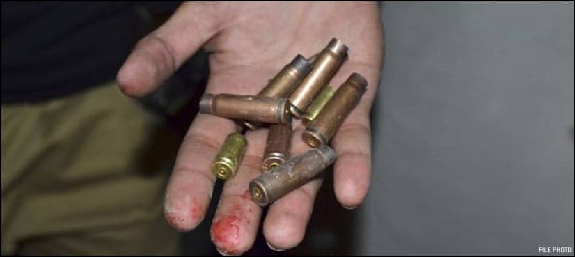 Two lawyers killed by firing at Lahore sessions court