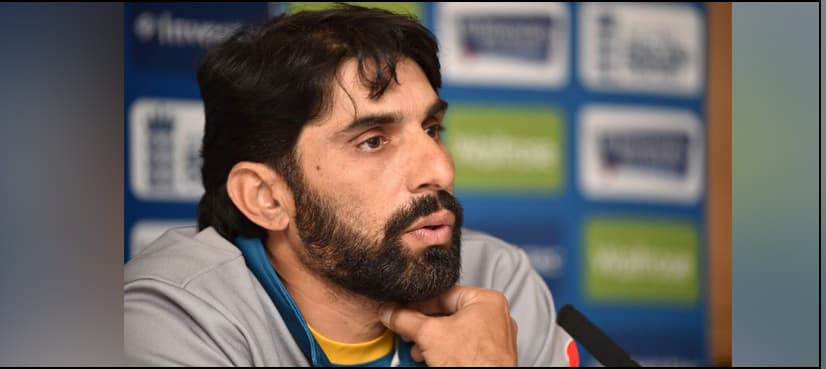 Australia double up on spin as Misbah ponders