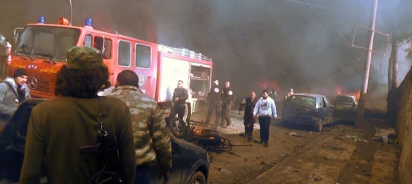 Massive tanker bomb kills 48 in Syria border town
