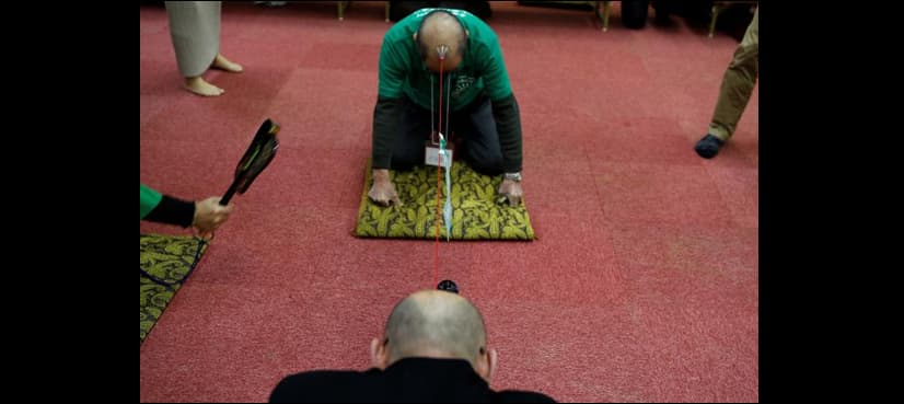 Japanese men hold competition to celebrate baldness