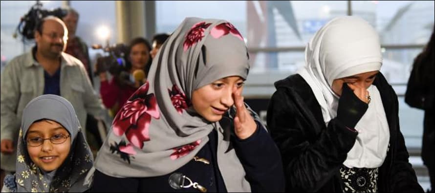Legal battles to test Trump and his immigration ban