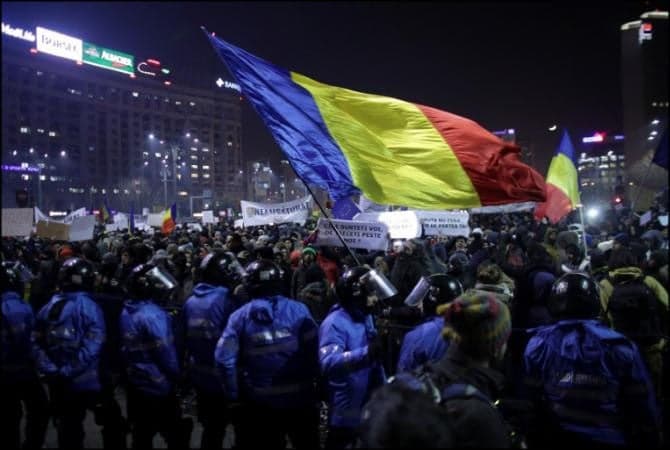 Romania's top court annuls presidential election result