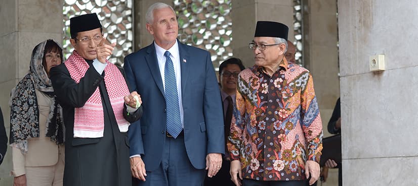 Trump's VP tours Indonesian mosque in outreach to Muslims