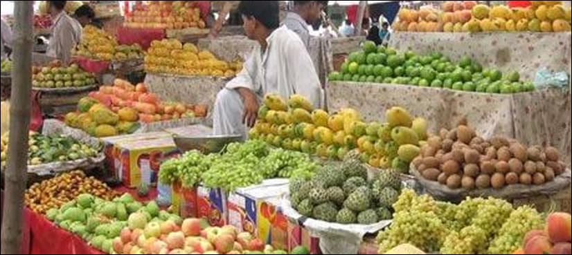 Commissioner Karachi backs ‘fruit boycott’ campaign initiated by social media activists