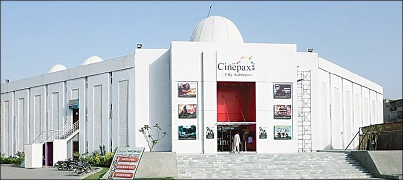 SC orders restoration of Markaz-i-Islami, converted into cinema