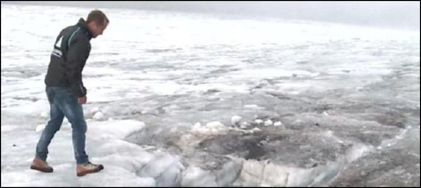 Bodies of couple who went missing in 1942 found preserved in glacier