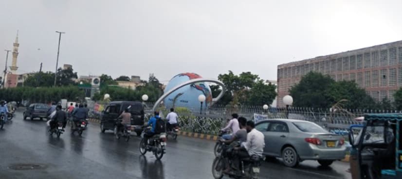 Karachi to receive rain with dust storm this evening: Met official