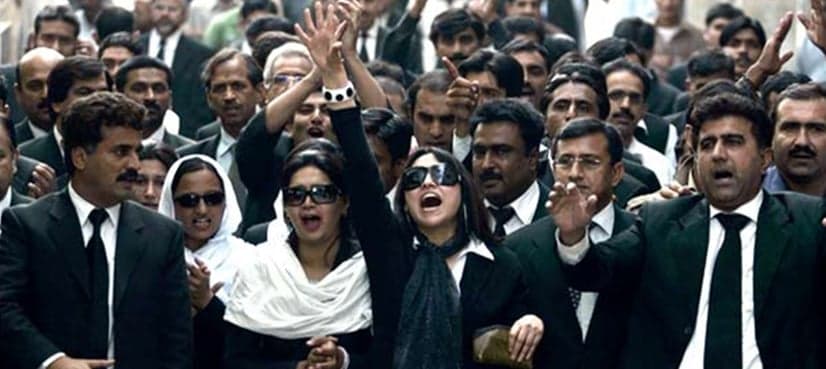 Lawyers observe countrywide strike to push PM to step down