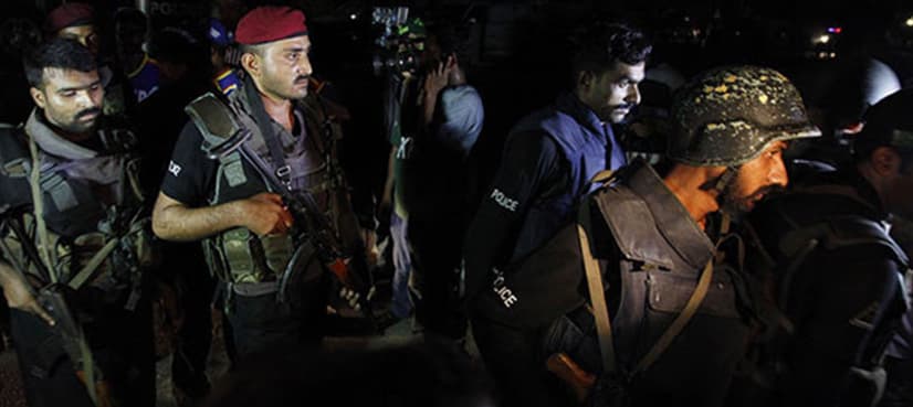 Police round up 17 suspects in overnight Karachi raids