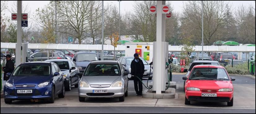 Britain decides to ban new petrol and diesel cars from 2040