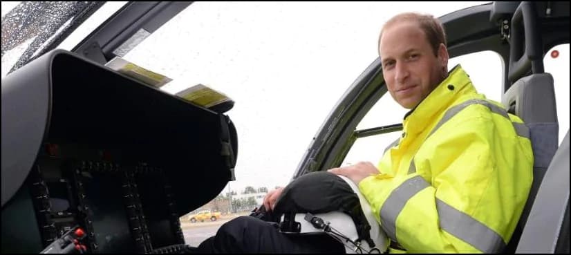 Prince William leaves pilot job for UK royal duties
