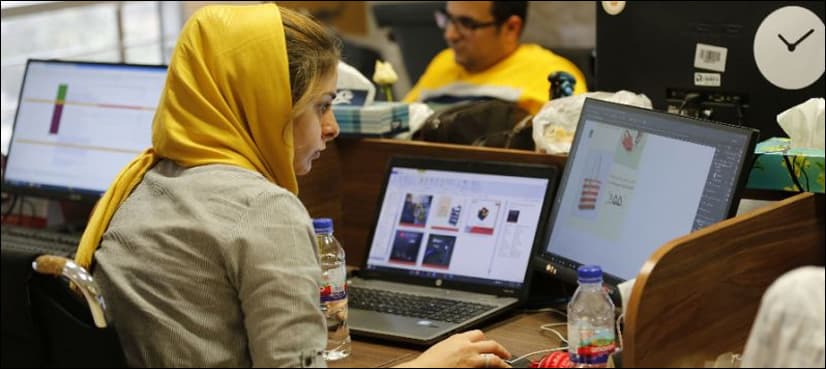 Iranians up in arms as Apple removes top apps