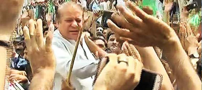 PML-N supporters violate section-144 on Sharif's arrival in Islamabad