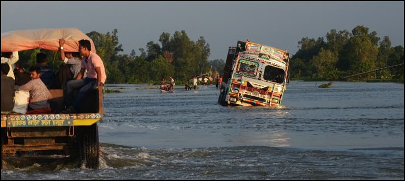 Death toll from South Asia flooding tops 1,000