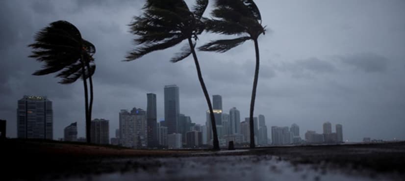 Irma strengthens as it nears Florida with deadly storm surges