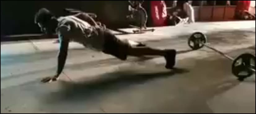 WATCH: Kohli performs one-hand push-ups, challenges fans to do the same