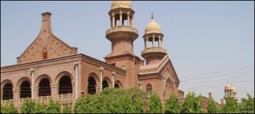 LHC seeks govt policy on tree plantation