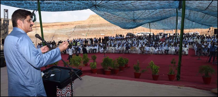 CM Sindh oversees mining and power projects at Thar coal field