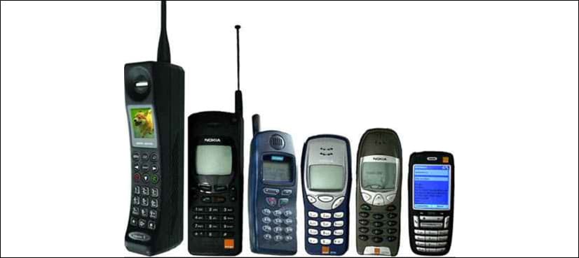 No smartphones! Vintage mobile phone museum opens in Slovakia