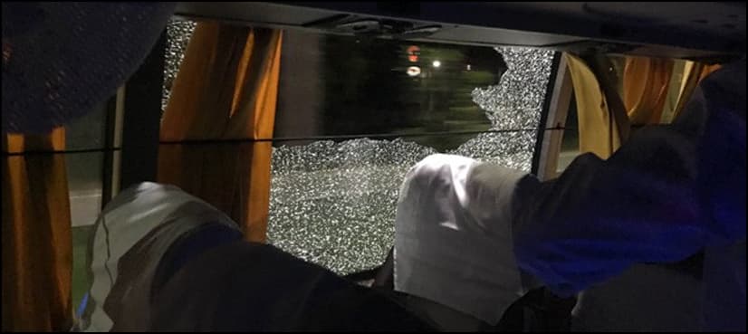 Cricket Australia shaken after rock thrown at team bus in India