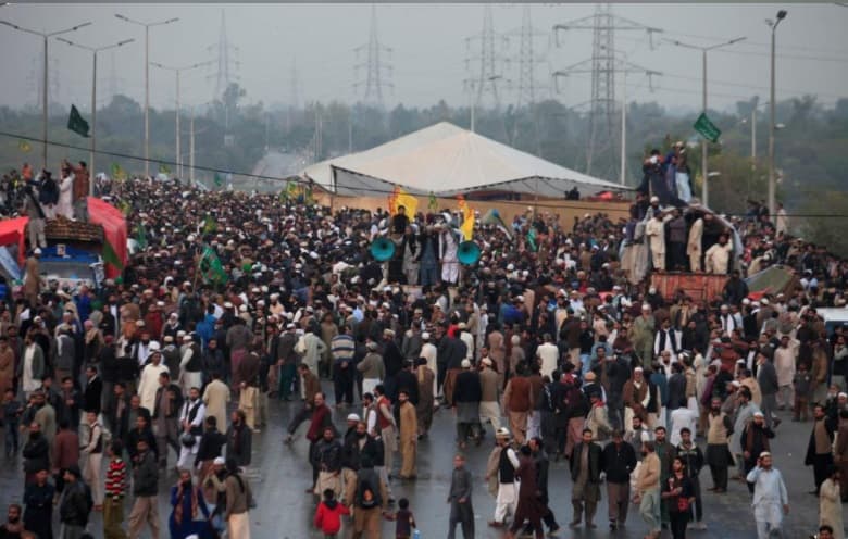 Deadlock persists as Islamabad protest continues for 16th consecutive day