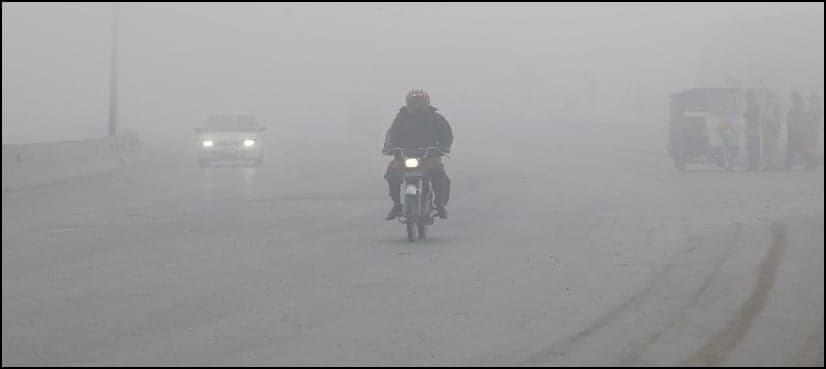 Lahore: Motorway sections close owing to poor visibility caused by fog