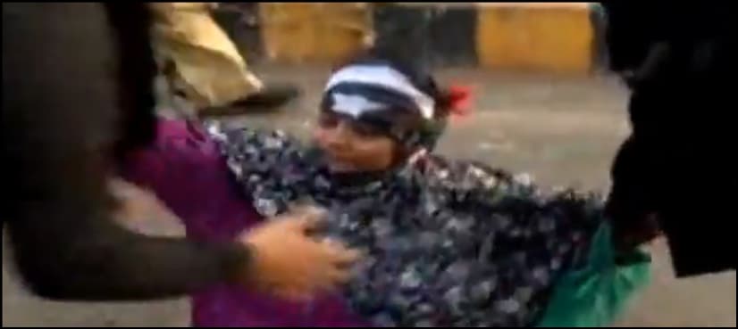 Police disperse teachers protest outside Sindh Assembly
