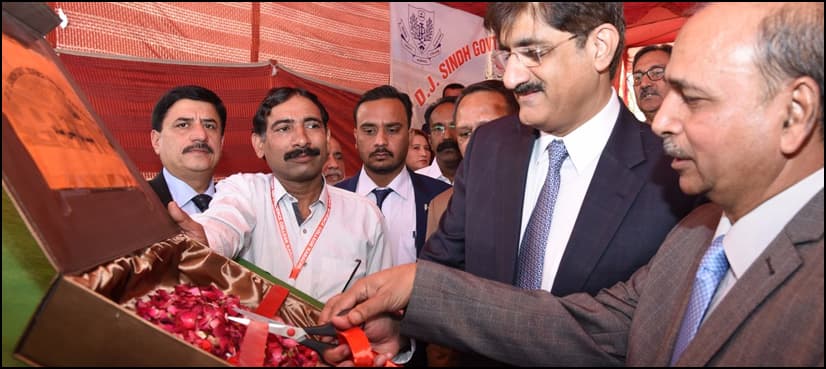 CM Murad reminisces college days while inaugurating pedestrian bridge at DJ Science College