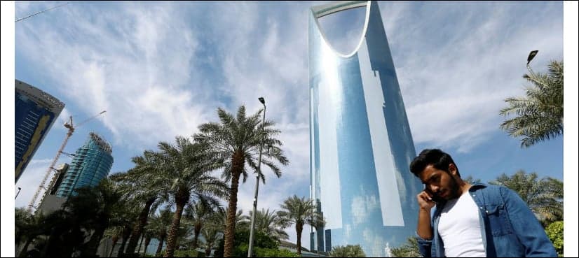 Apple and Amazon in talks to set up in Saudi Arabia - sources
