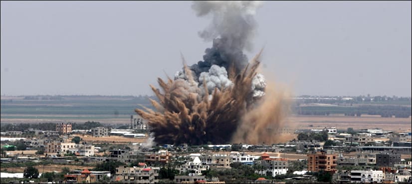 Israeli air strike wounds 14 in Gaza