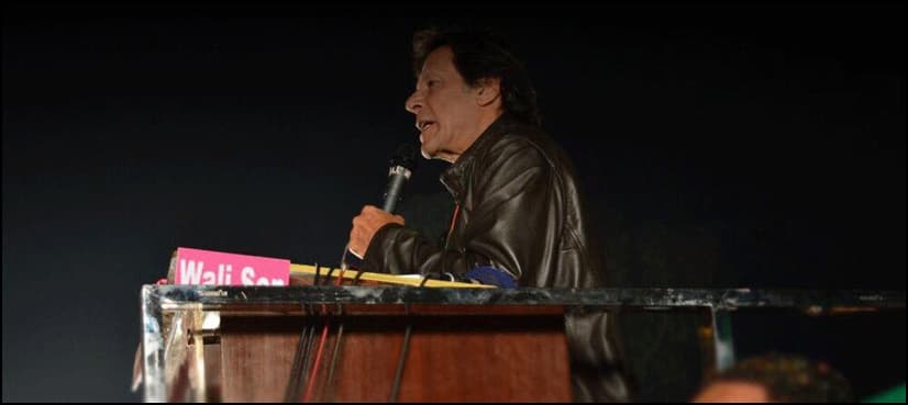 Imran rebuffs Nawaz Sharif's decision to start movement against judiciary