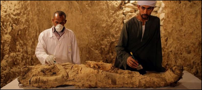 Egypt archaeologists discover mummy in Luxor