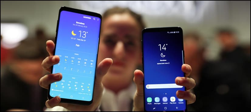 Samsung launches new smartphone with focus on social media