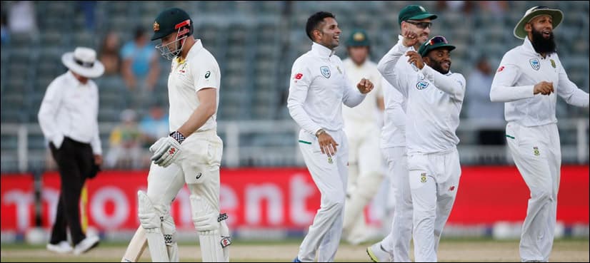 Australia new boys flop as South Africa turn screw