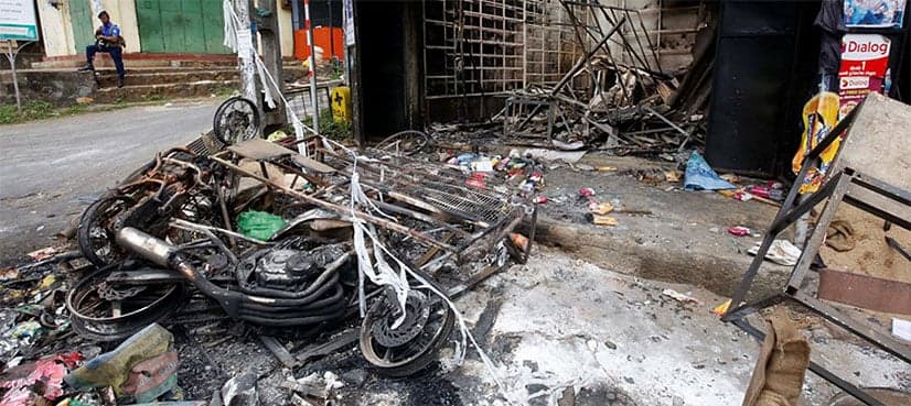 Sri Lanka blocks social media as Buddhist mobs attack mosques