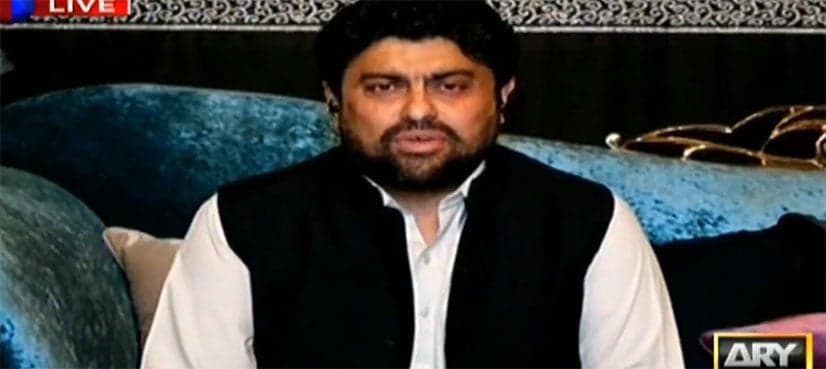 Tessori stays among workers as MQM-P faction leaders share stage in Liaquatabad